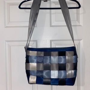 Harveys Seatbelt Bag Forever Blue Jean Crossbody FBJ Convertible Tote